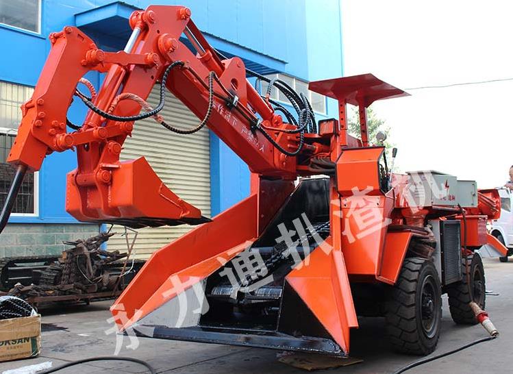 2永力通輪式扒渣機發車.jpg 2永力通輪式扒渣機發車.jpg